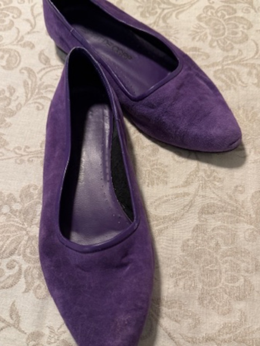ESPRIT DE CORP purple suede flats 8B - Picture 2 of 5